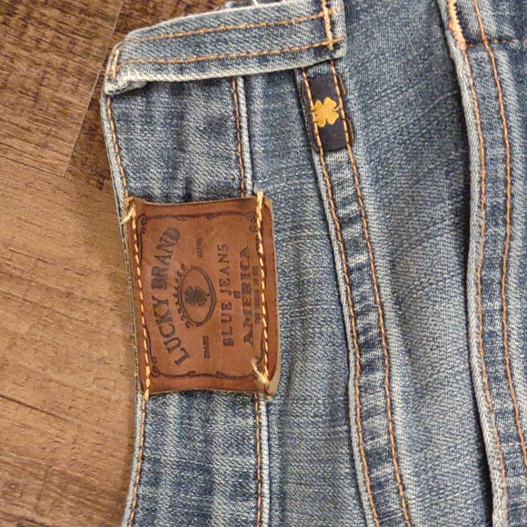 Lucky Brand Lola Boot cut Jeans (size 6) - Picture 6 of 7